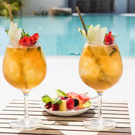 Aparthotel Sunset Village *